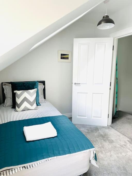 Coastal Haven 5 Bed Gem in Portrush Center