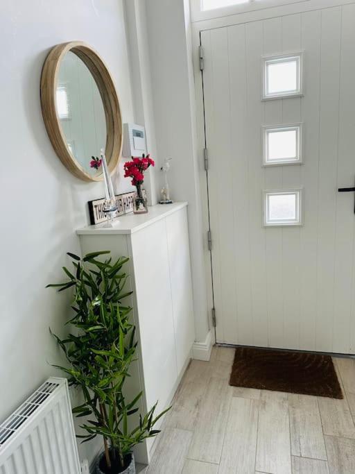 Coastal Haven 5 Bed Gem in Portrush Center