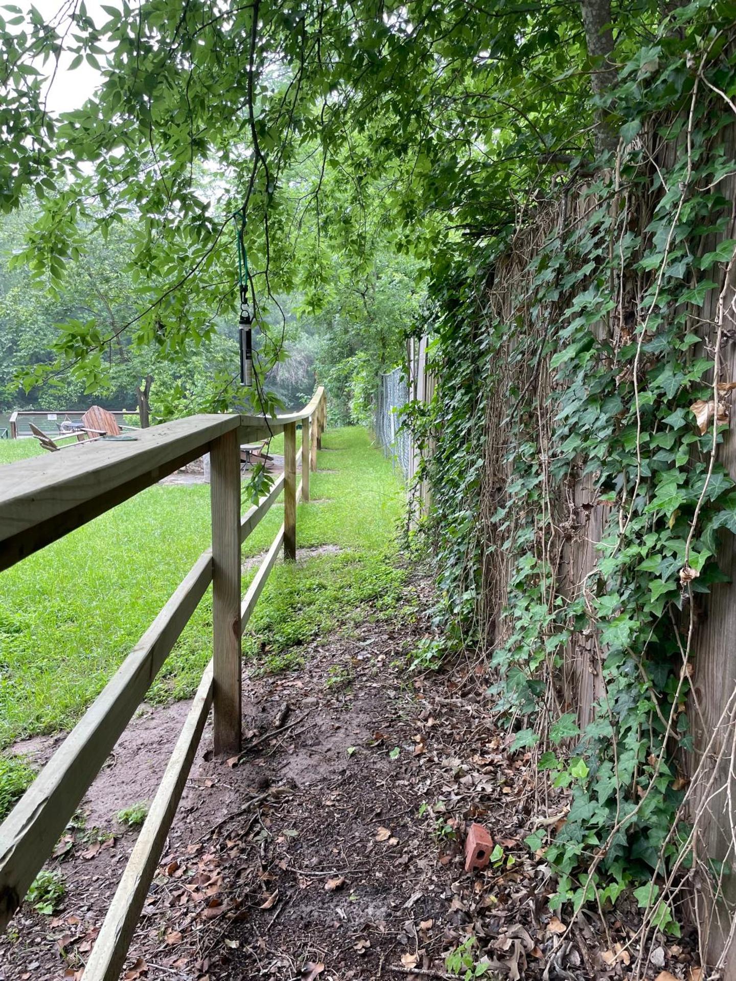 Pet friendly Tiny House Rental with new Access to Guadalupe River NBTX