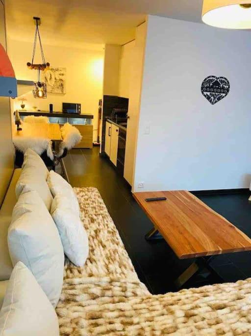 CLABINA - Studio lumineux et calme