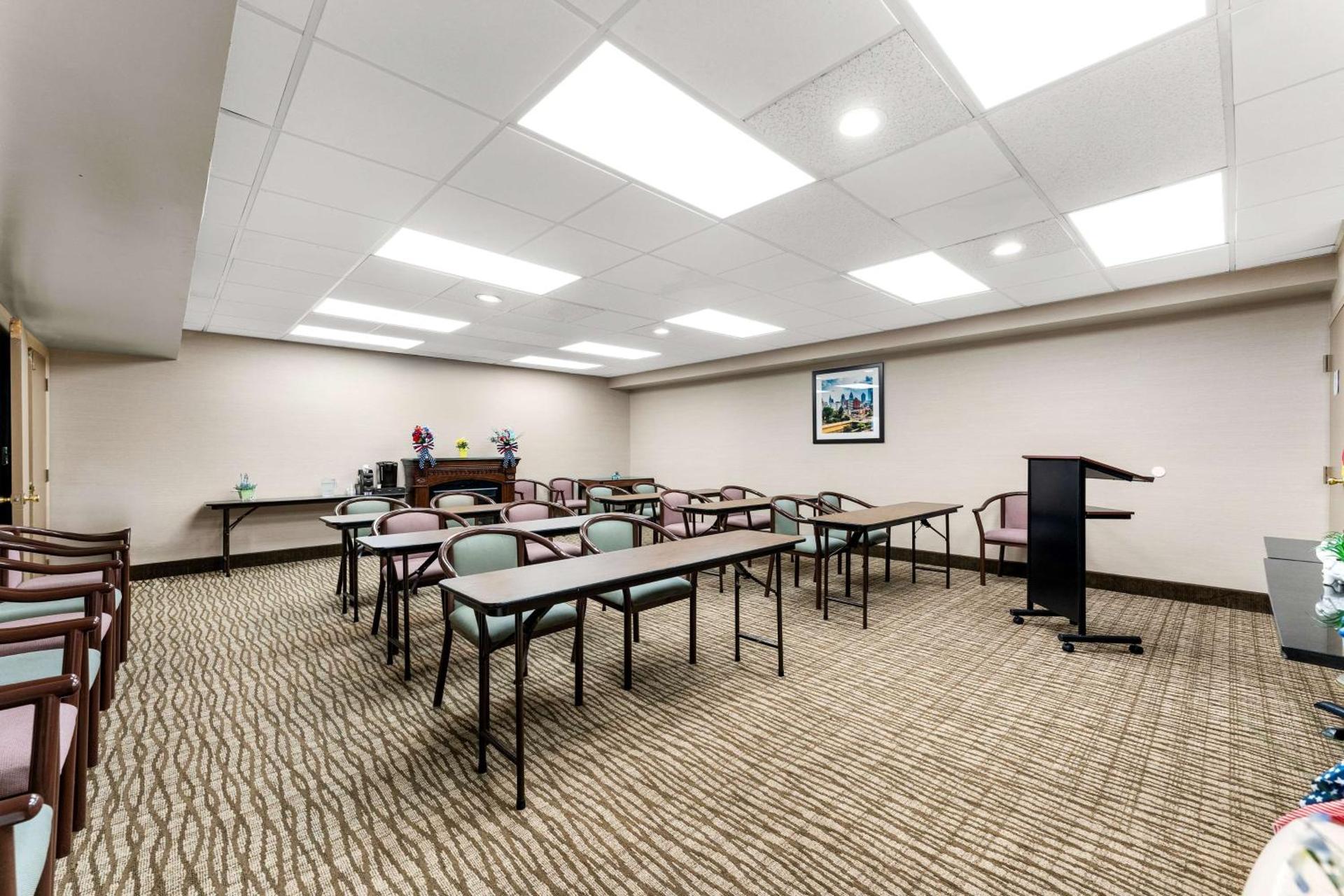 Meeting/conference room
