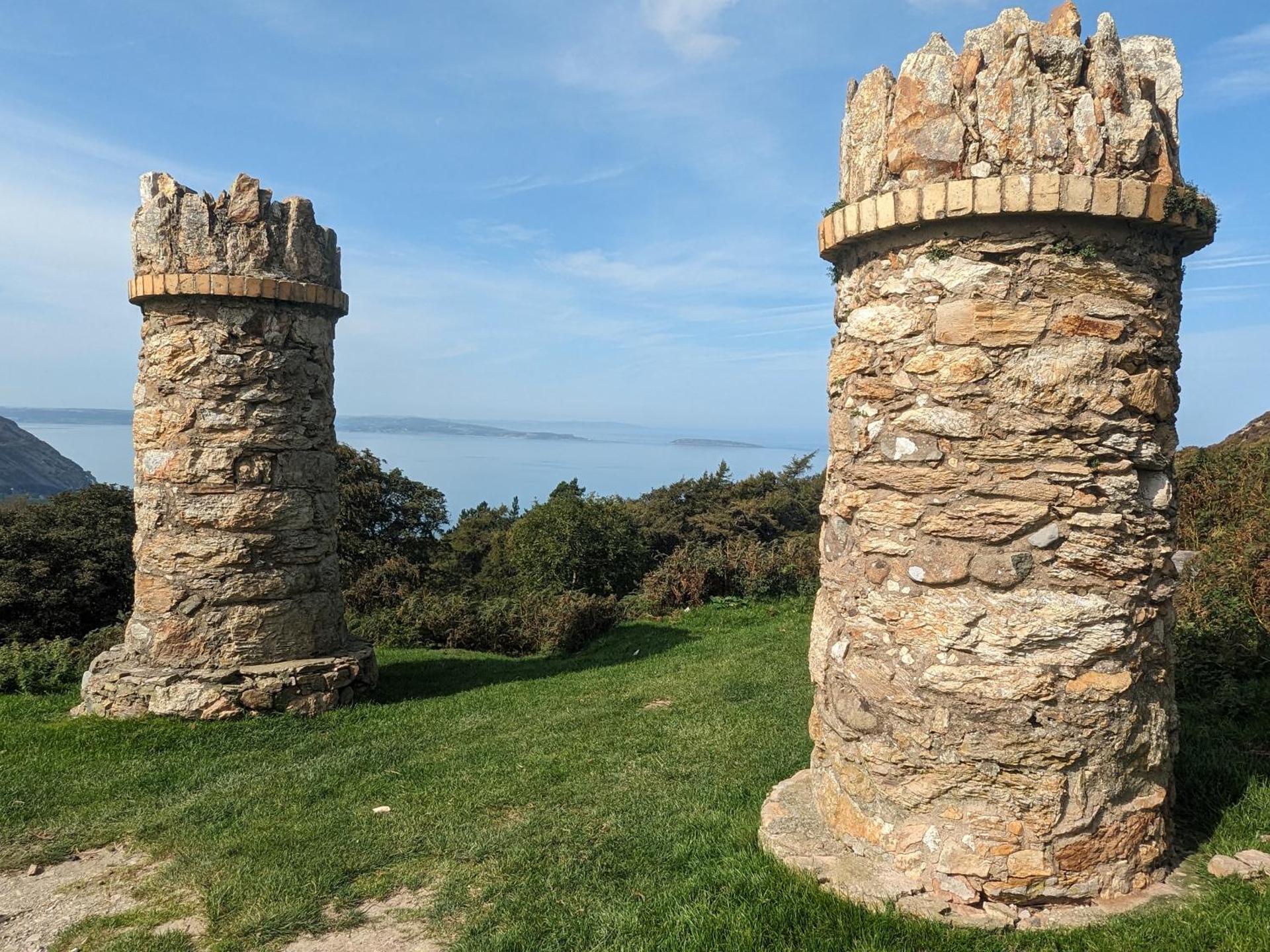 Fantastic sea views at Century's old Alma's Cottage - Sleeps up to 8 guests