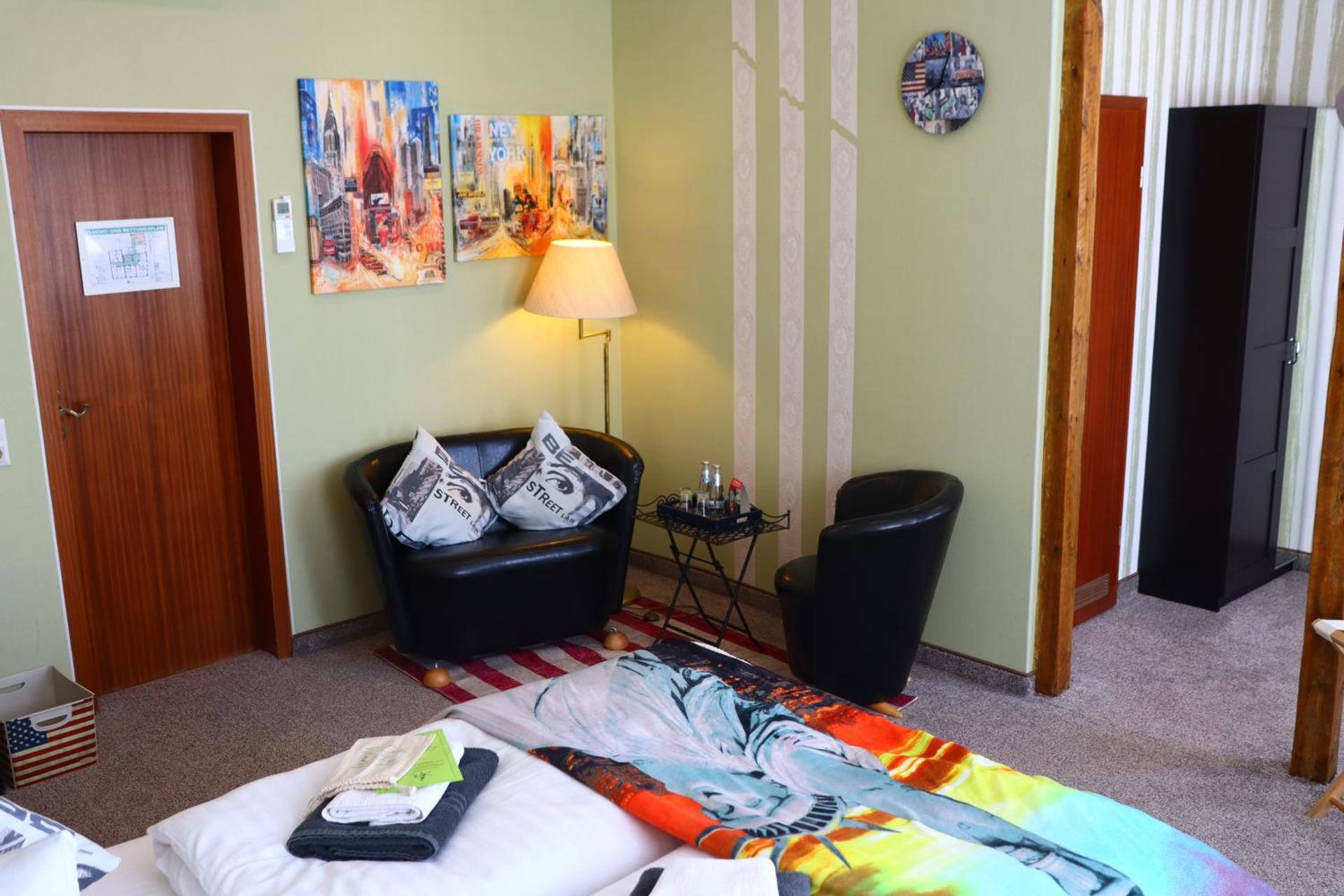 Photo of the whole room