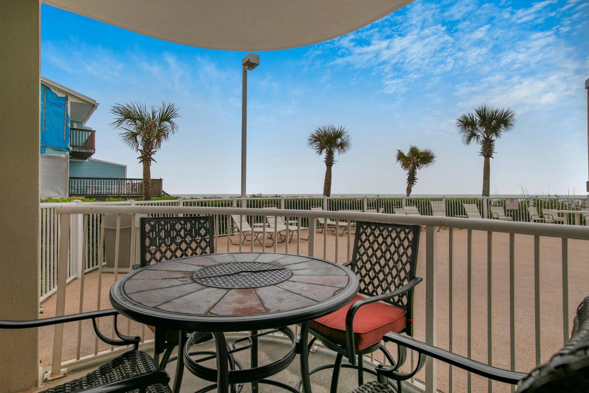 Tradewinds 001 by Vacation Homes Collection