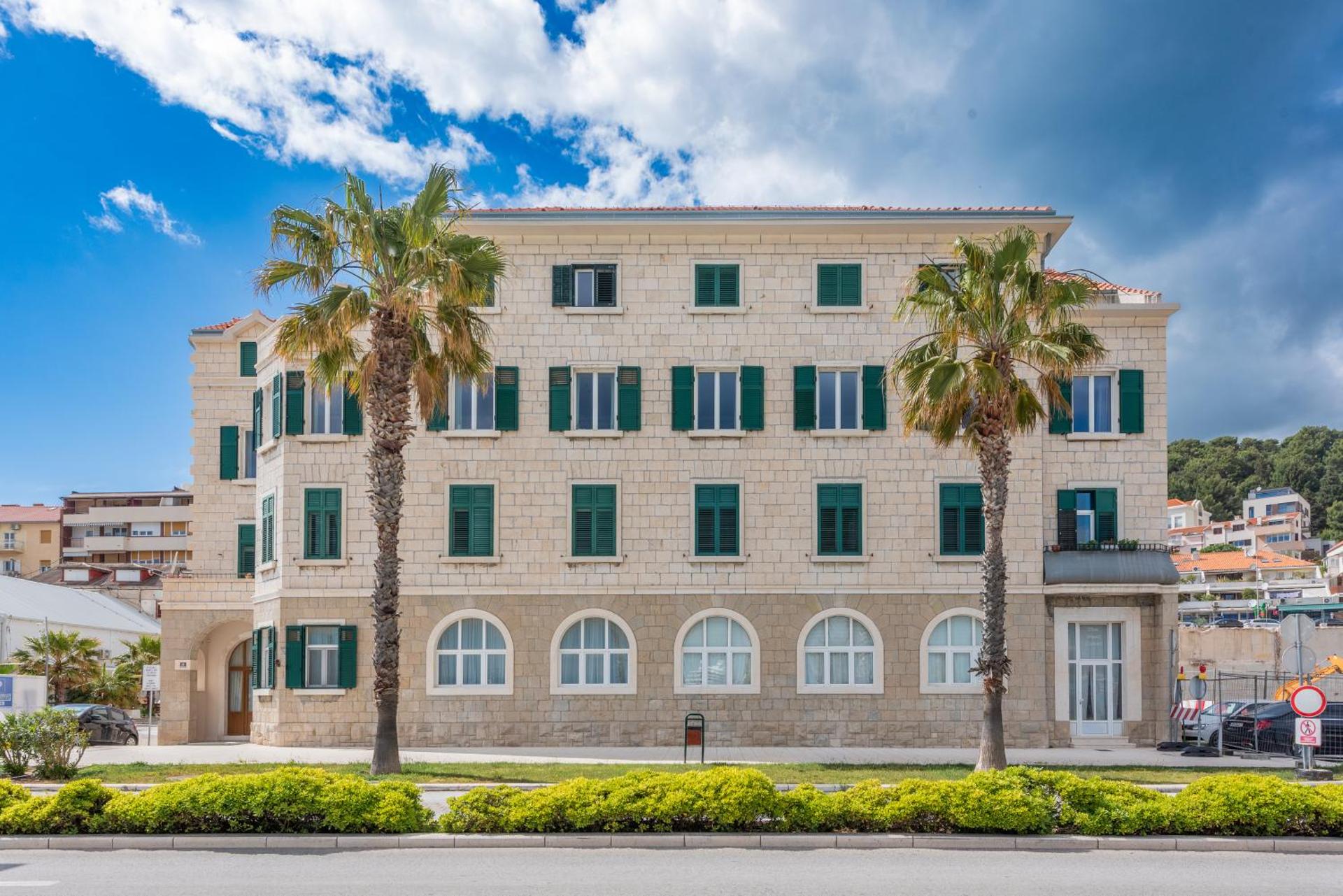 Split Coast Apartment