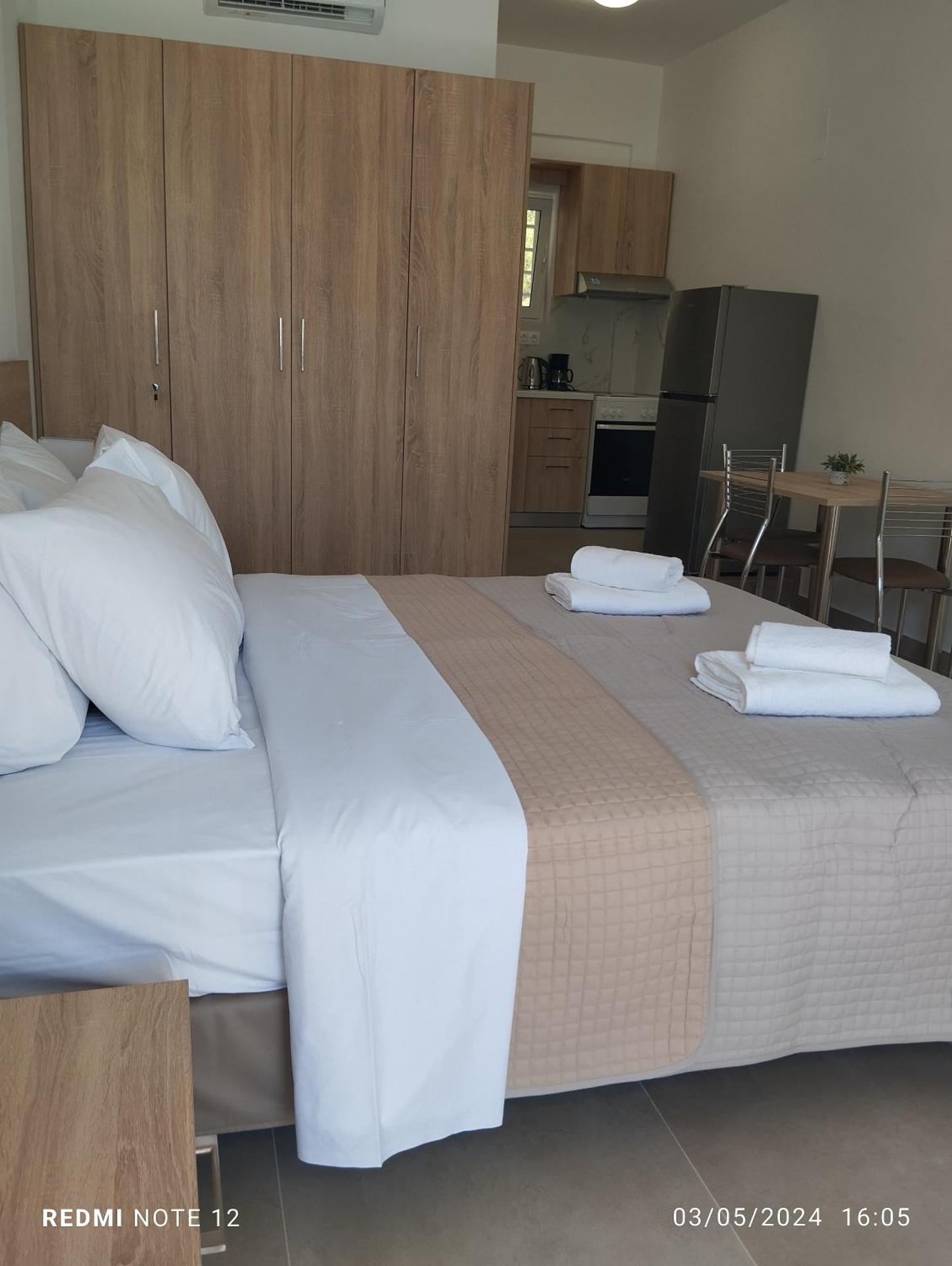 Votsalo Studios & Apartment