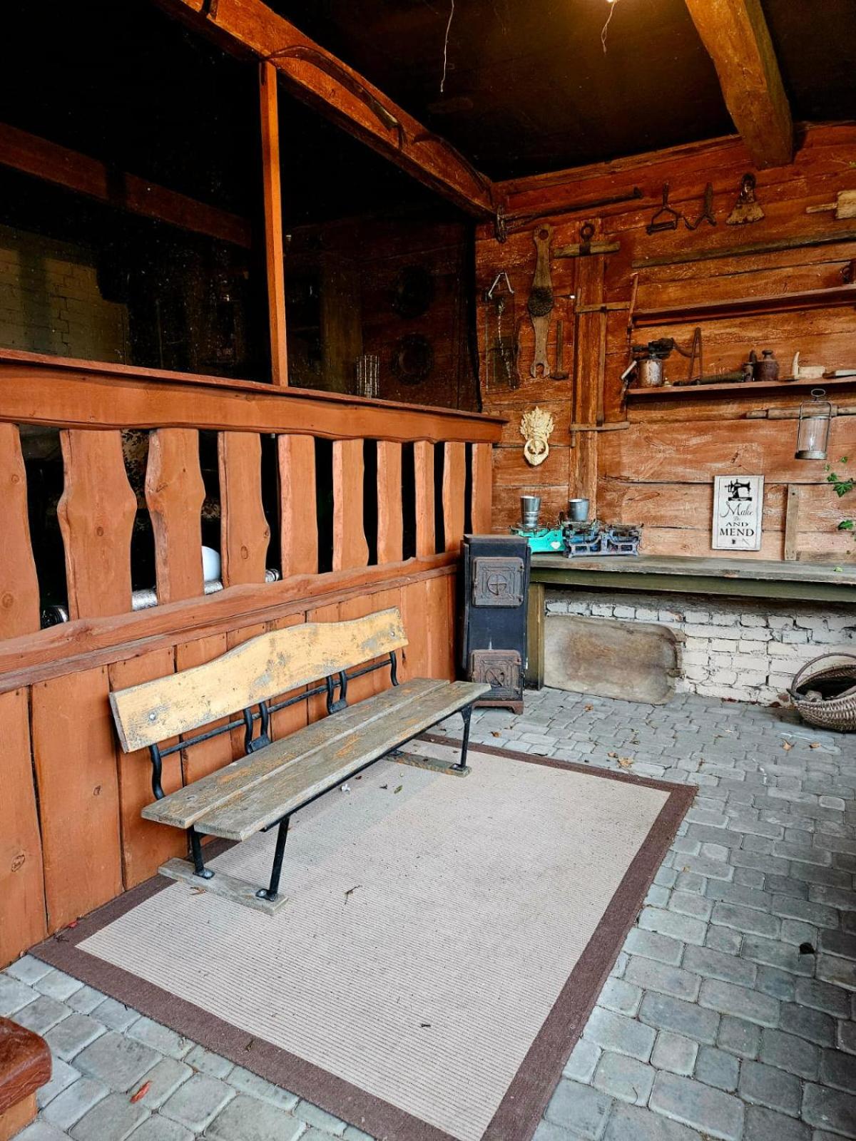 Lubię Nic przytulny dom z basenem