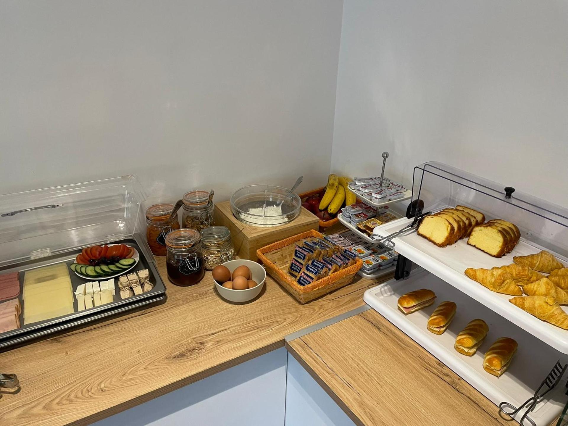 Varvitsiotis Studios