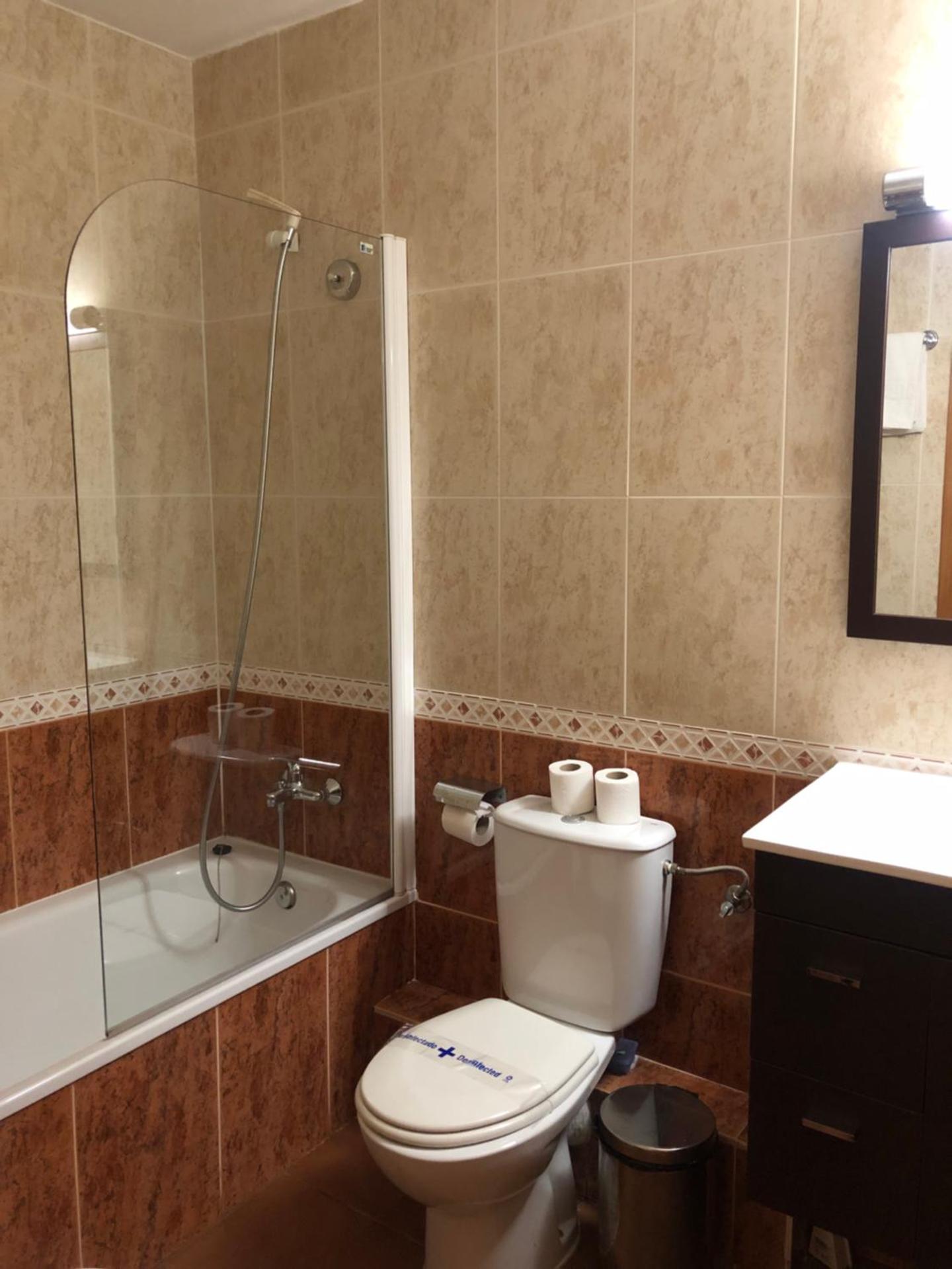 One-Bedroom Apartment (4 Adults)