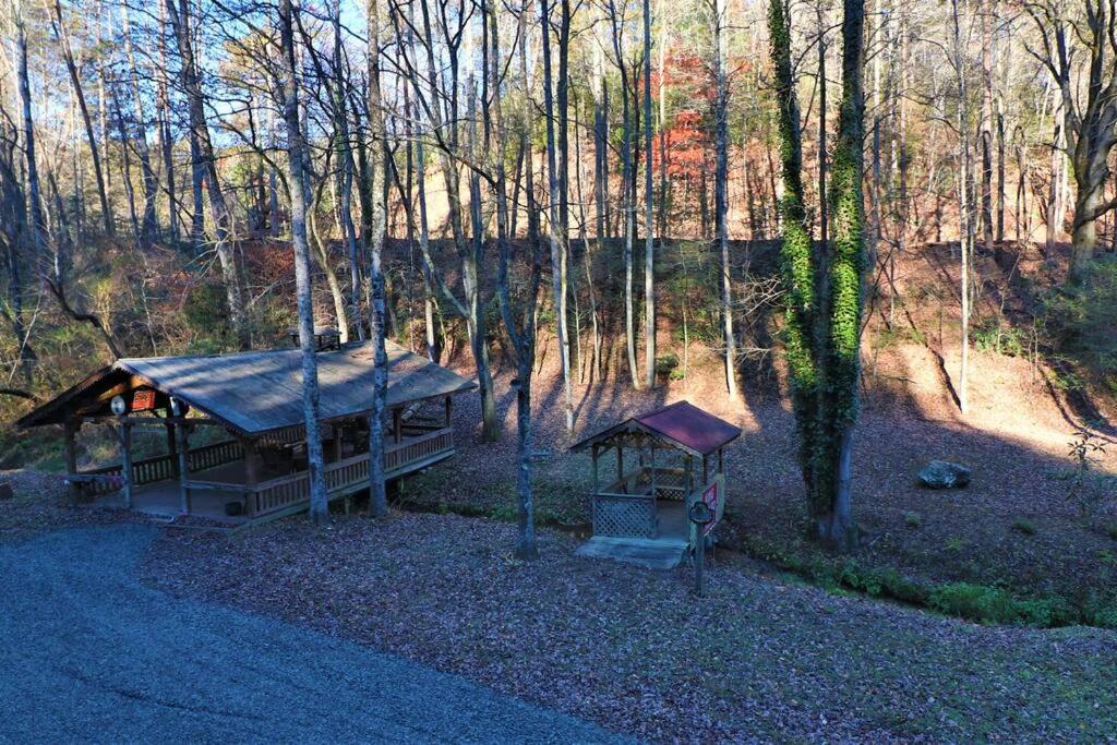 Amazing Cabin fireplace and stream #11