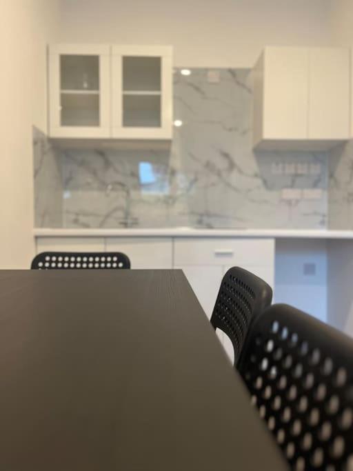 Deerpark semi sleeps 8 with sofa bed