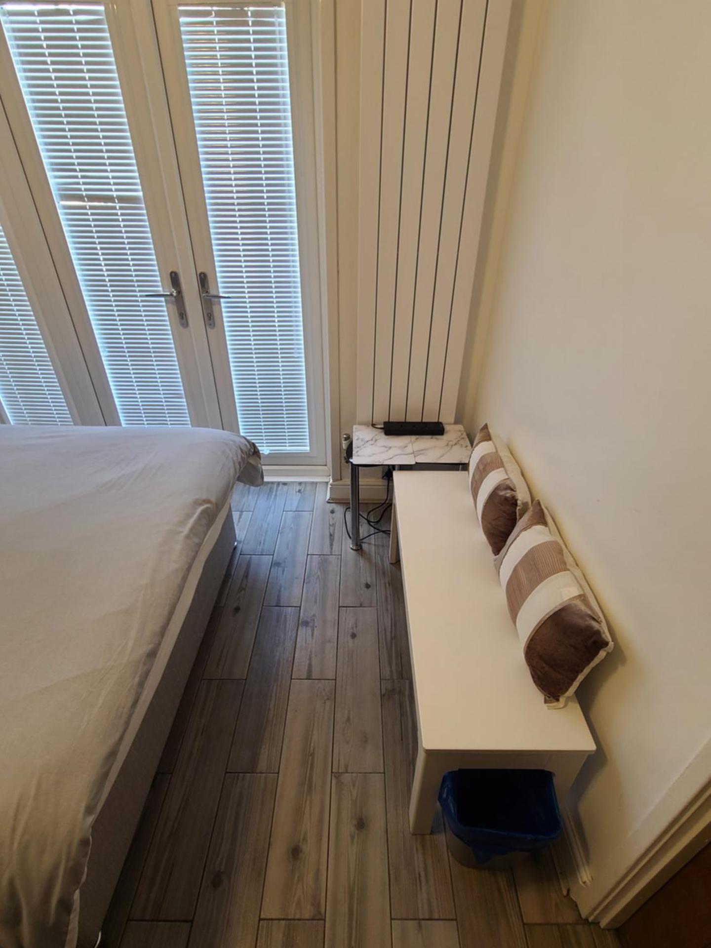 GATWICK ROOMs-TRAVEL SERVICE-AIRPORT PARKING