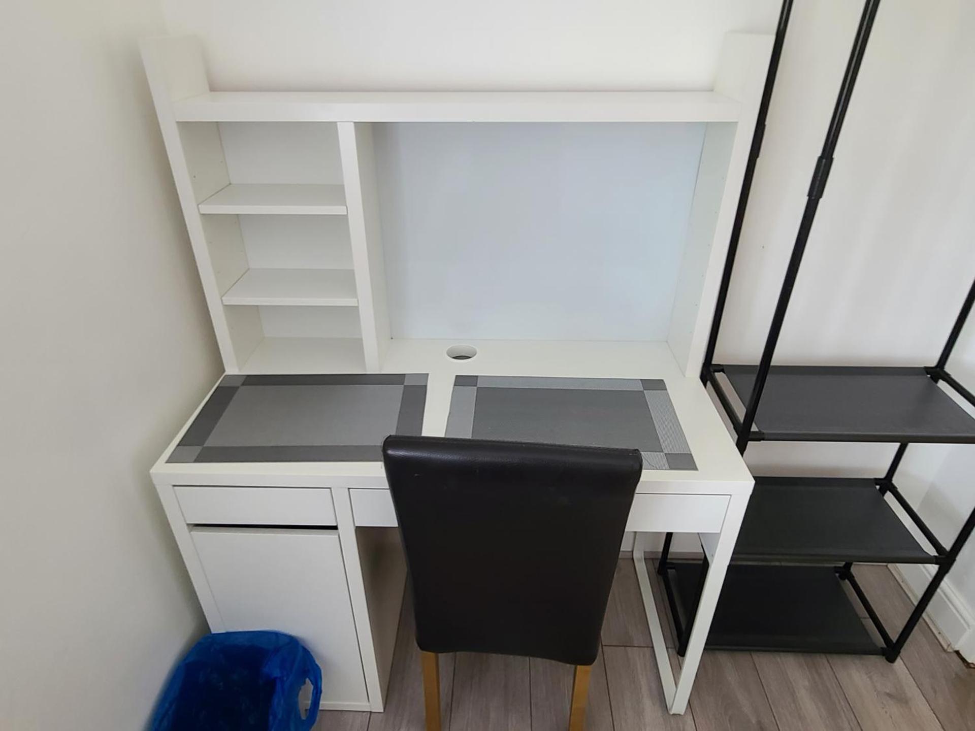 GATWICK ROOMs-TRAVEL SERVICE-AIRPORT PARKING