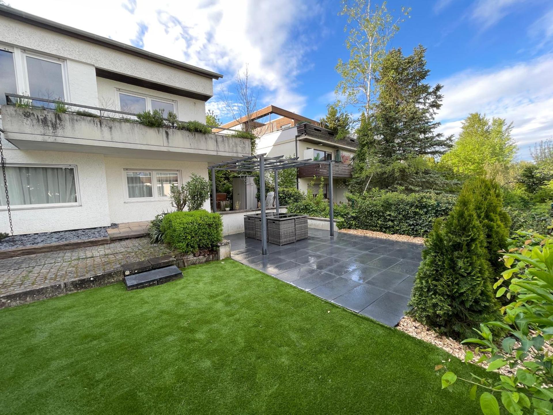 Tübingen - auf dem Österberg - free parking