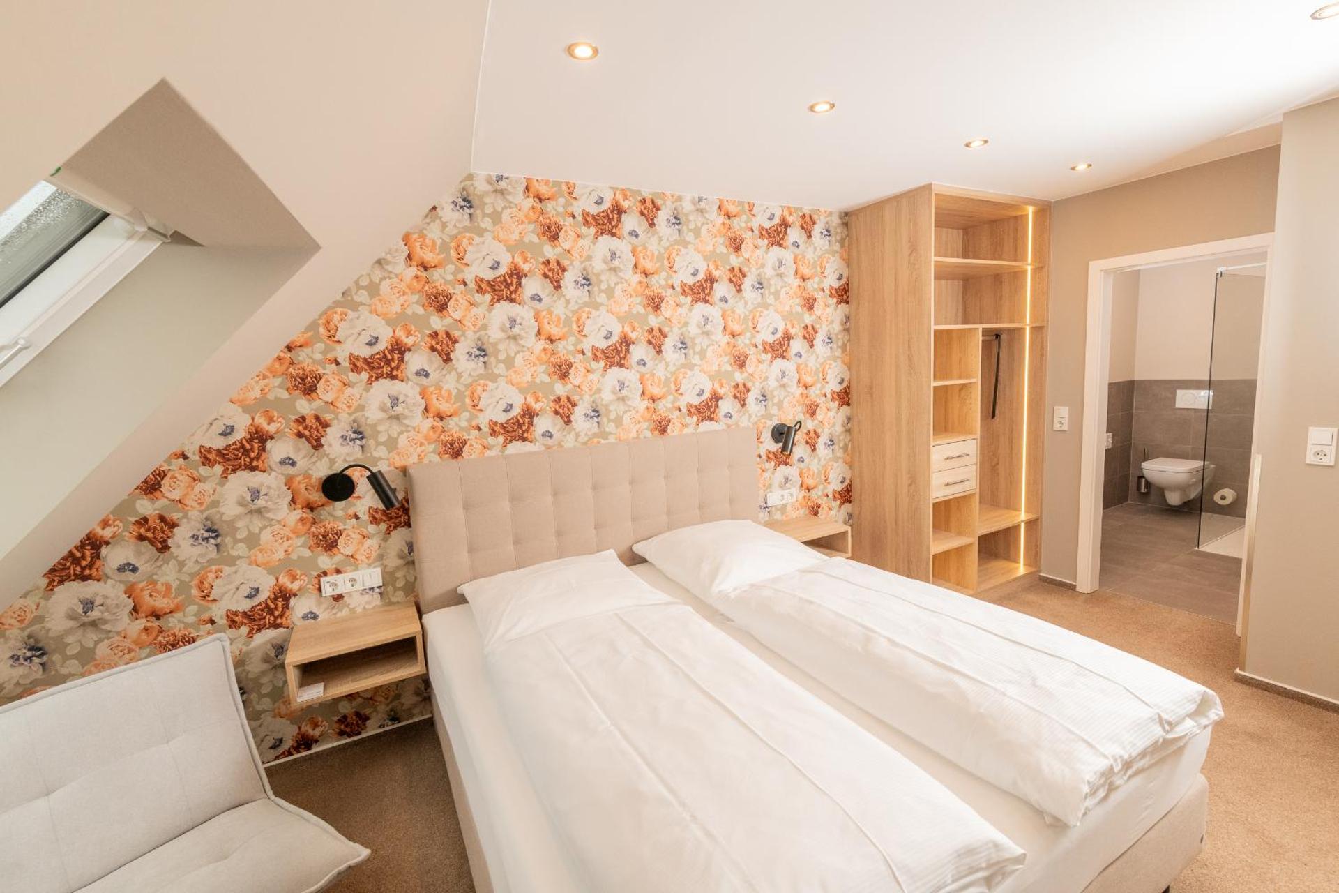 Warsberger Weinhof - Hotel & Weinwirtschaft