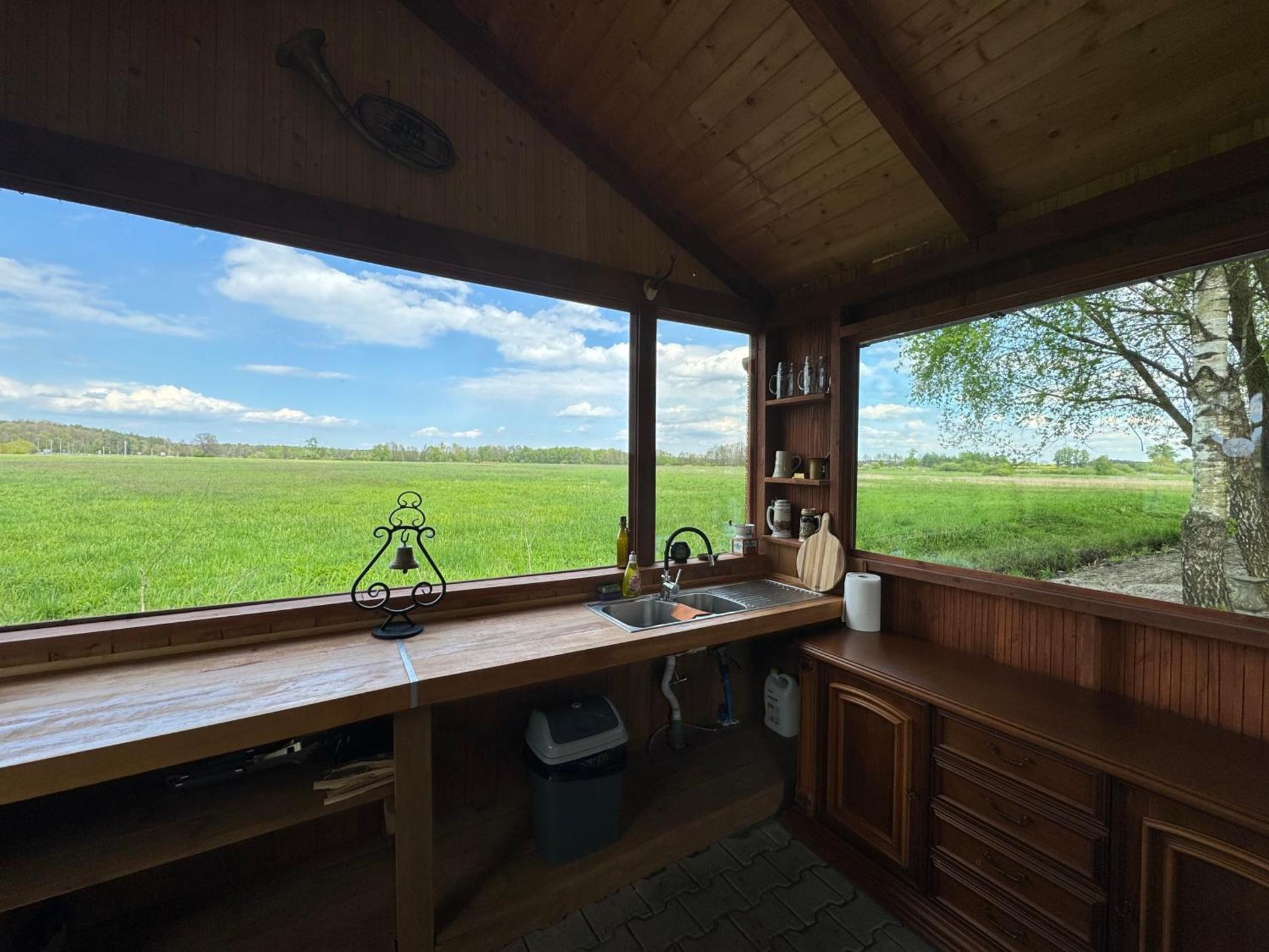 Trzy Stodoły - Kraina Łąk domki całoroczne na Roztoczu