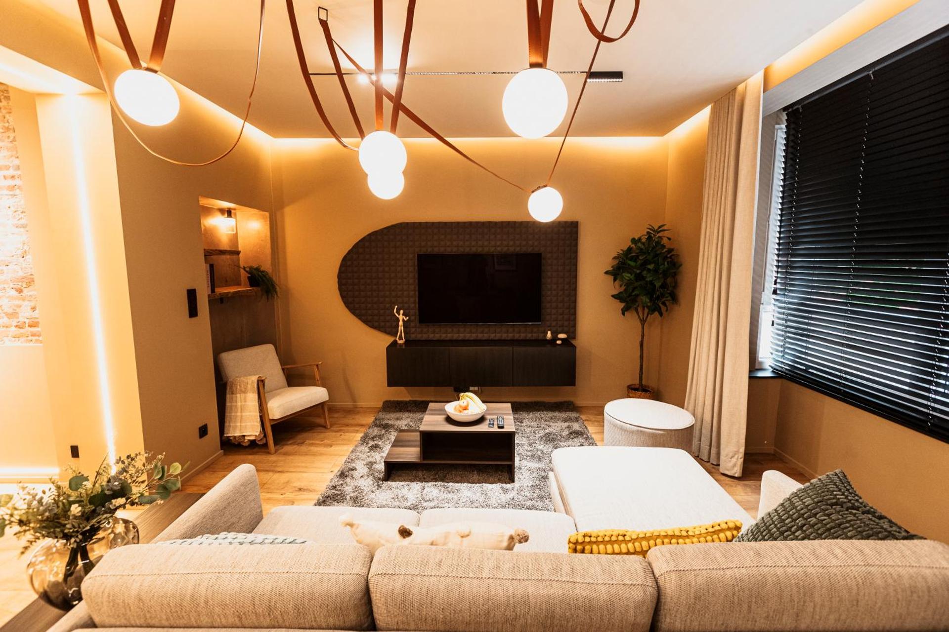 Golden Dove Luxury Apartment