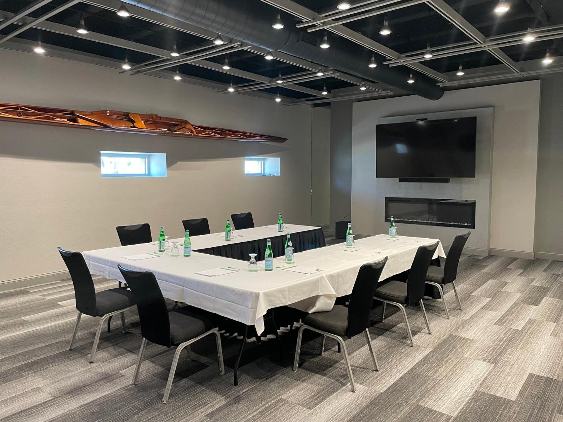 Meeting/conference room