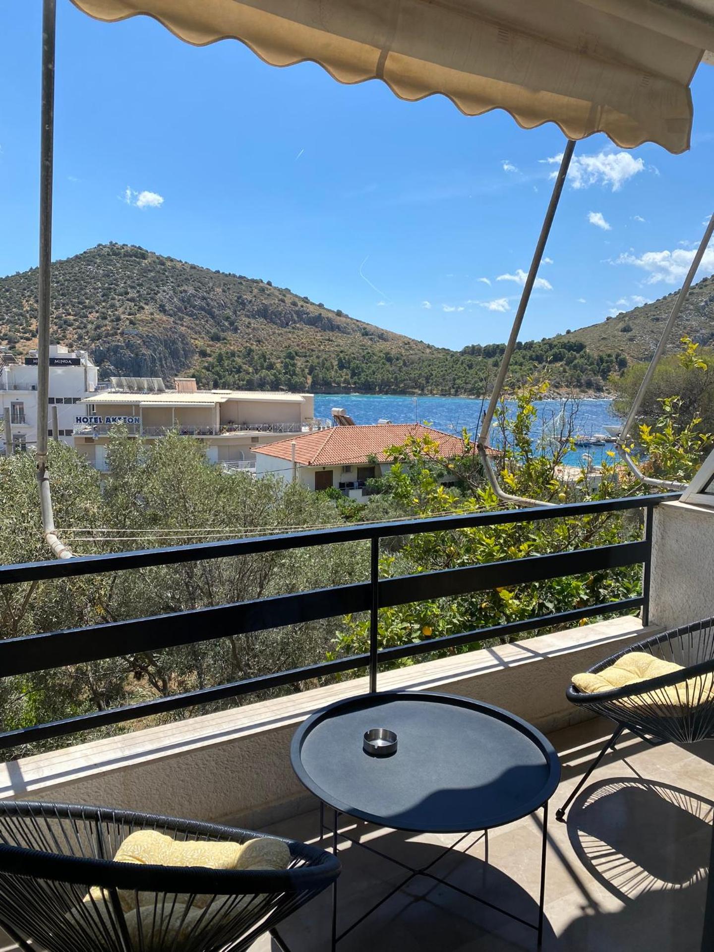 The Lemon Breeze Studio