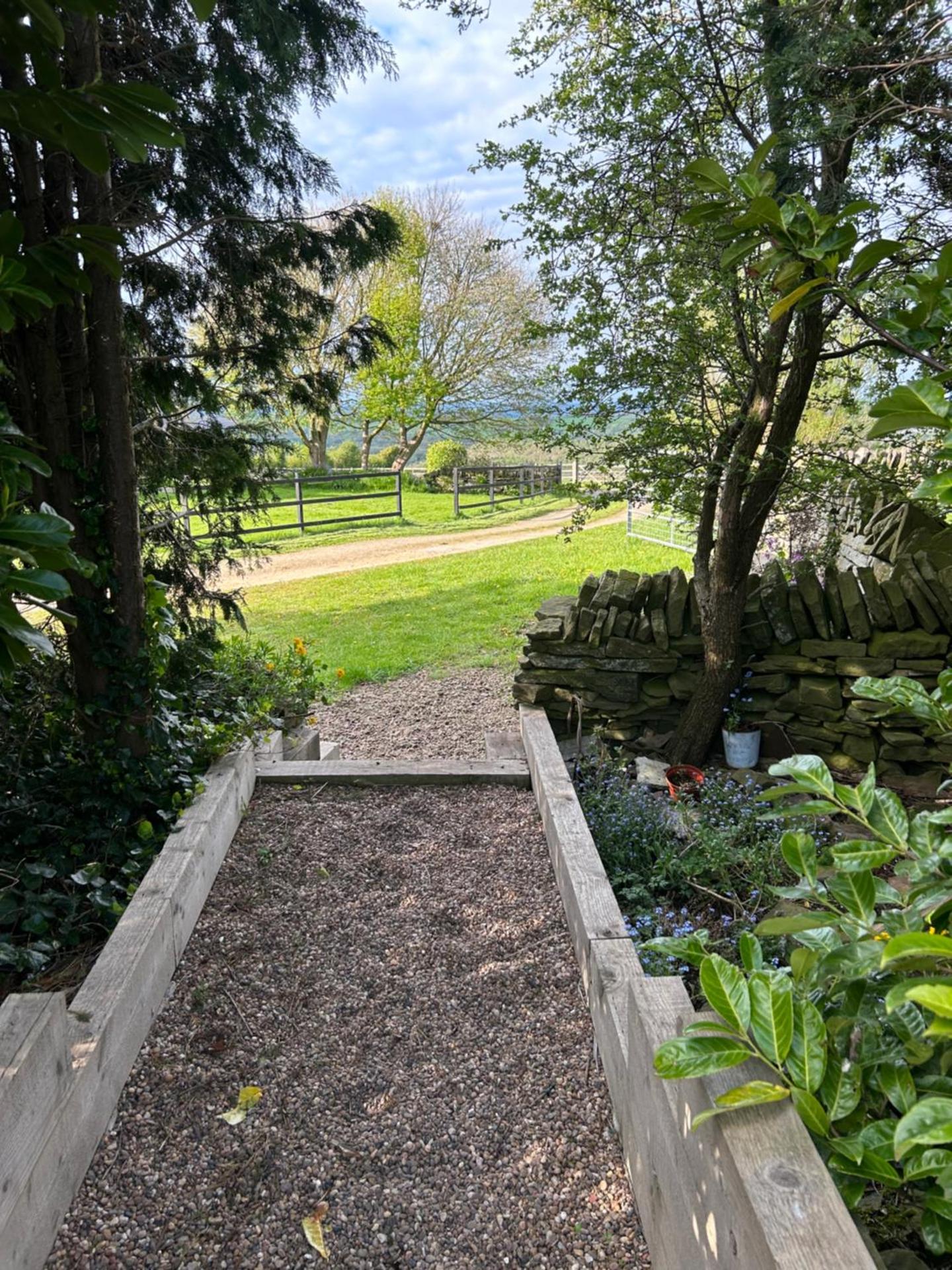 The Coach House & The Stables Yorkshire Peak District With and without hot tub options