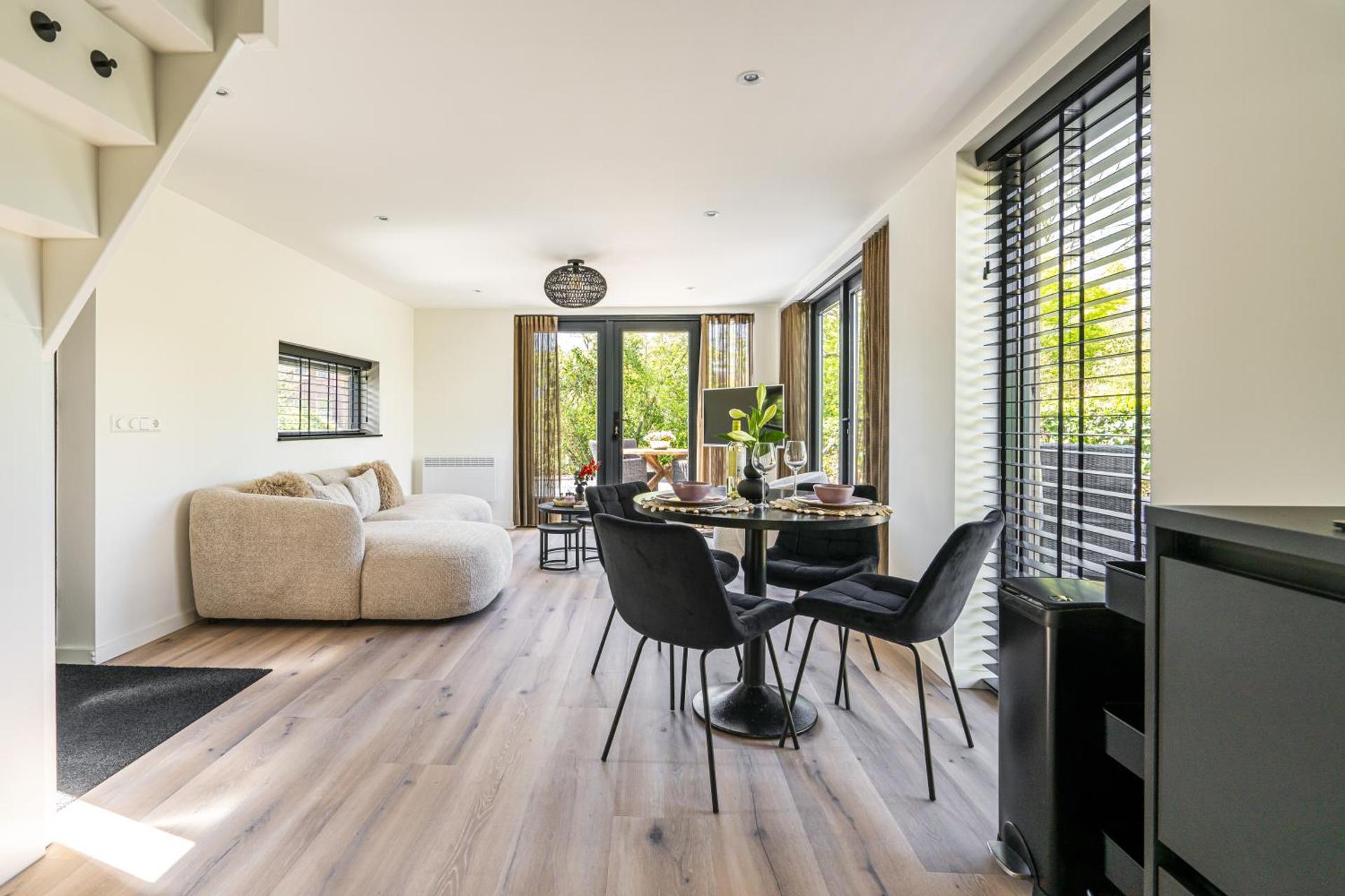 Luxe vakantiehuis Domburg, in centrum dichtbij strand