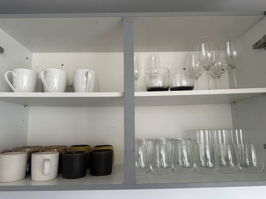 Relaxing 1 bedroom garden flat.