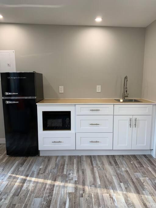 ENTIRE 2 BEDROOM APARTMENT DOWNTOWN - u5