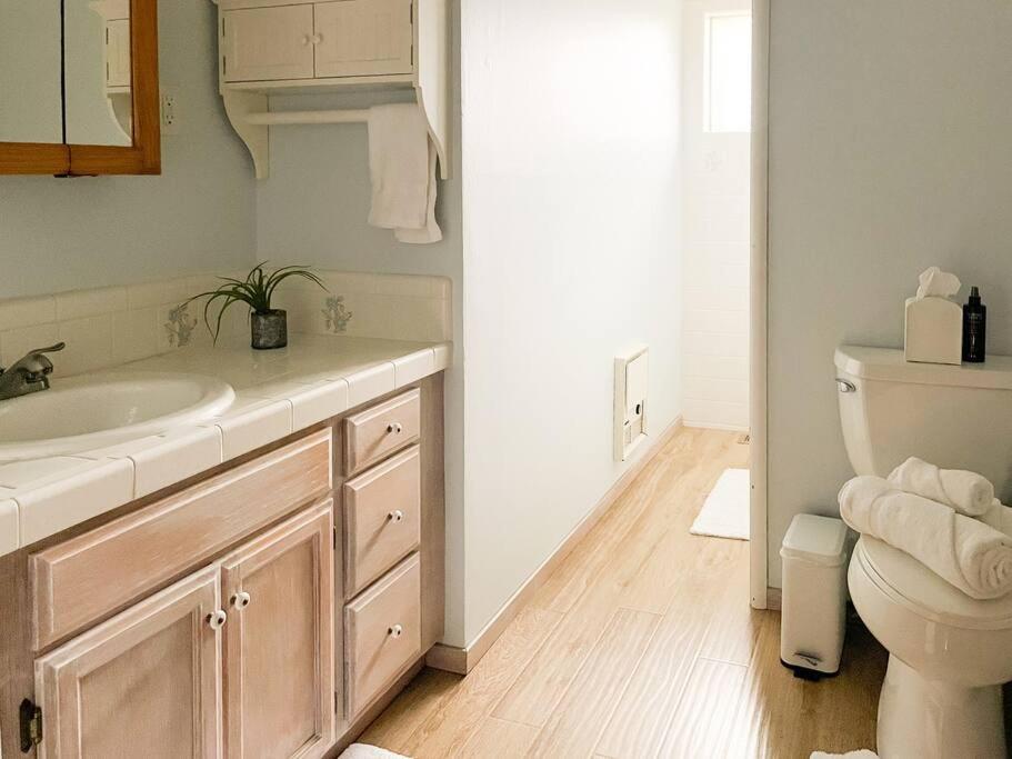 Beautiful Coast Home 3 Minutes From Beach!