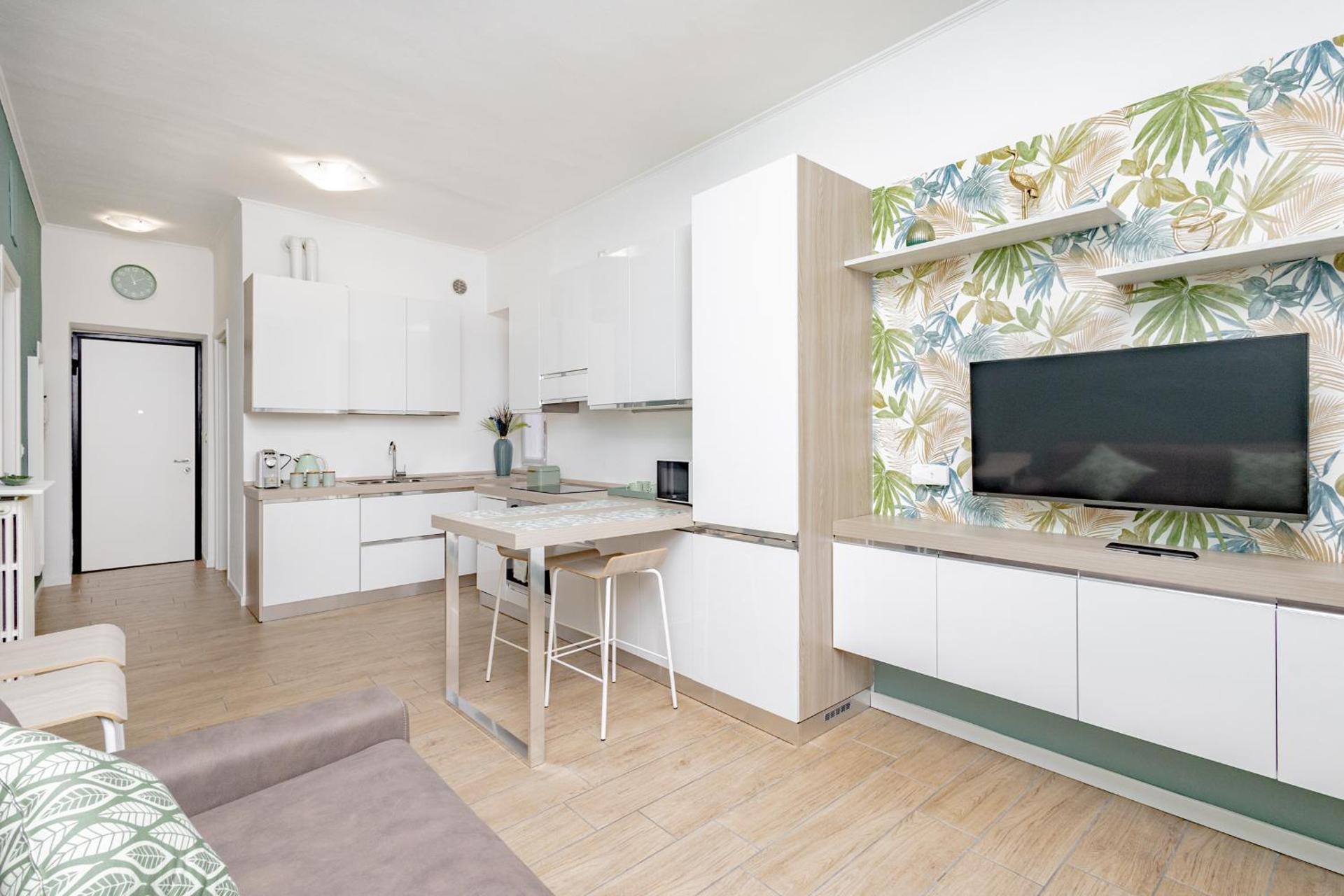 Kitchen or kitchenette