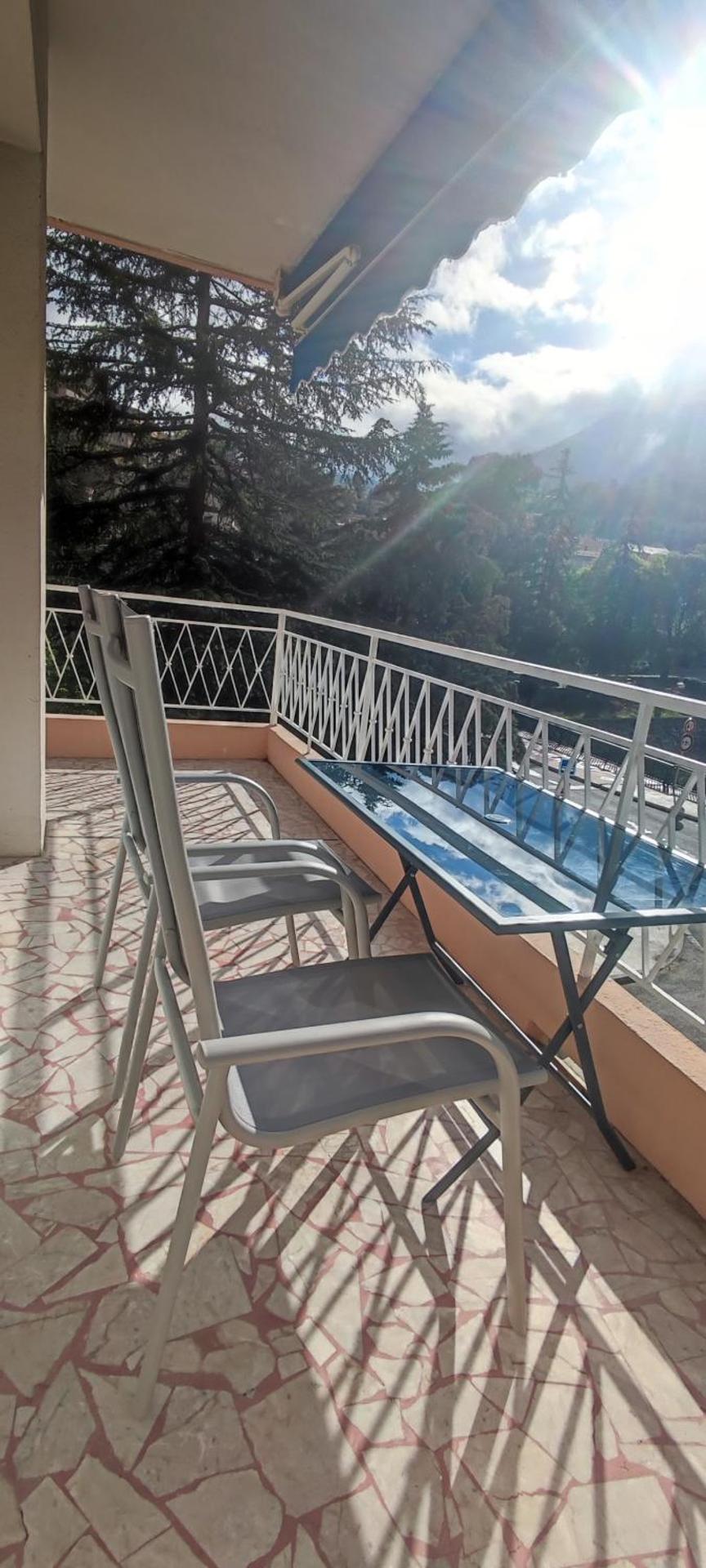 Refuge Arago by Les Refuges de Rachel