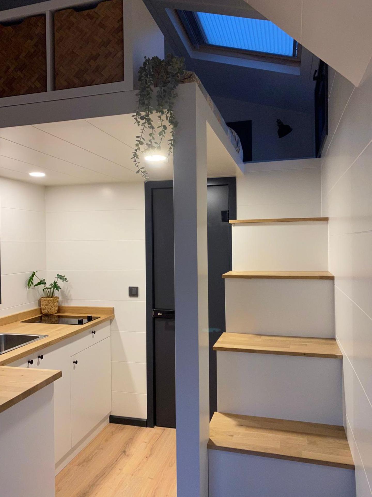 Tiny house with sauna & jacuzzi near Amsterdam