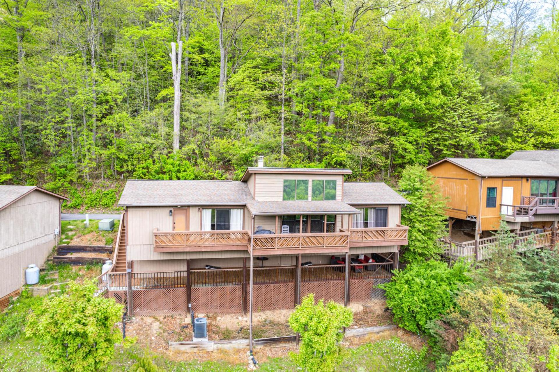 Maggie Valley Mountain Escape with Fireplace and Deck!