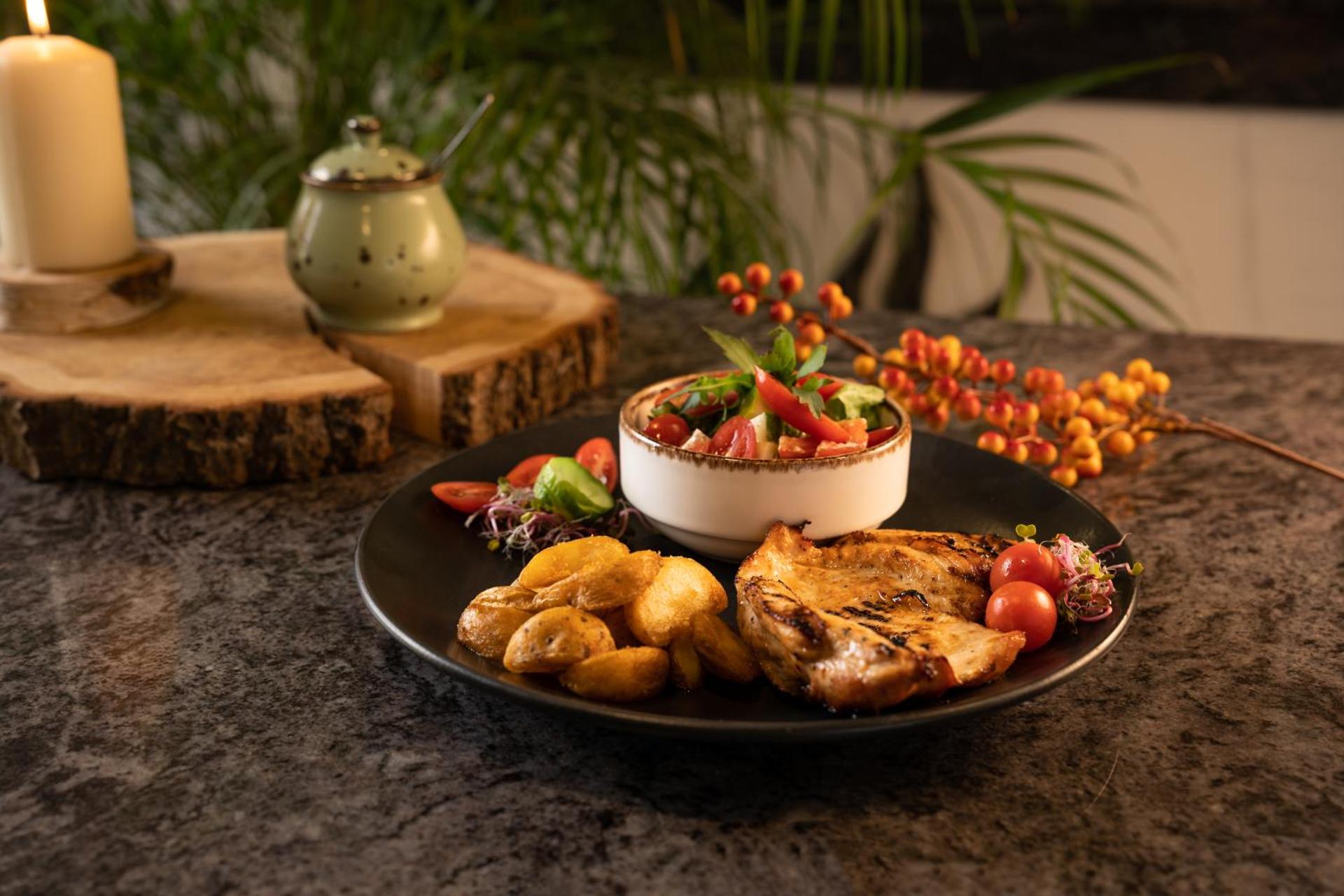 Hotel - Restauracja "SŁONECZNA"