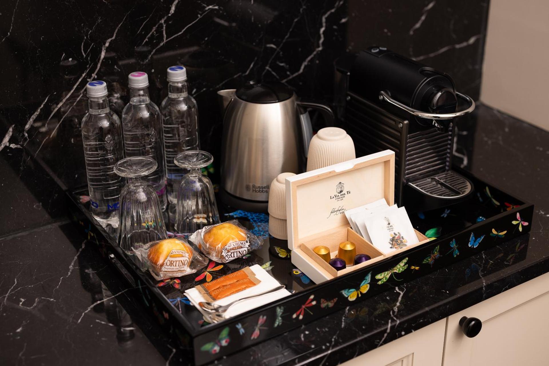 Coffee/tea facilities