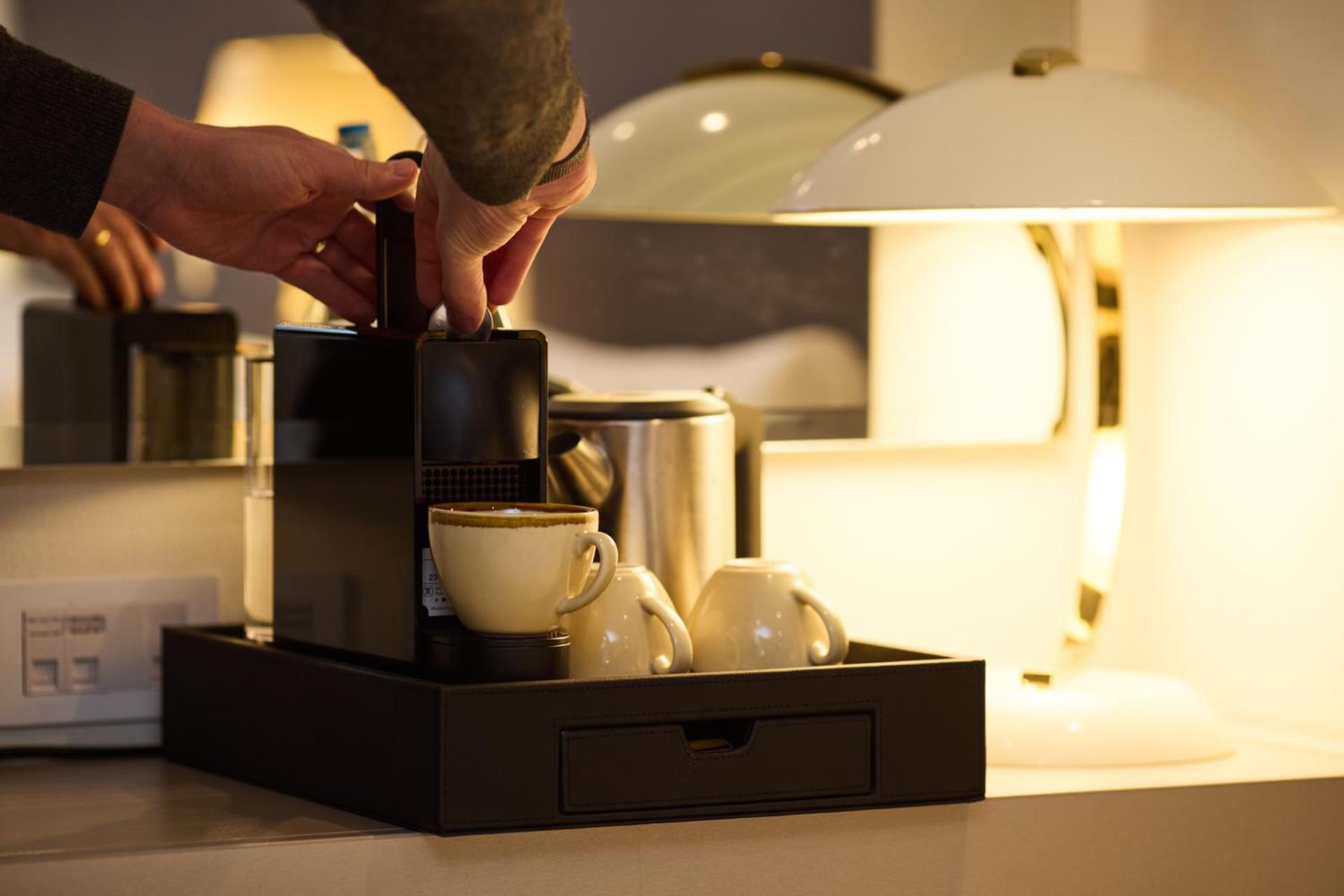 Coffee/tea facilities