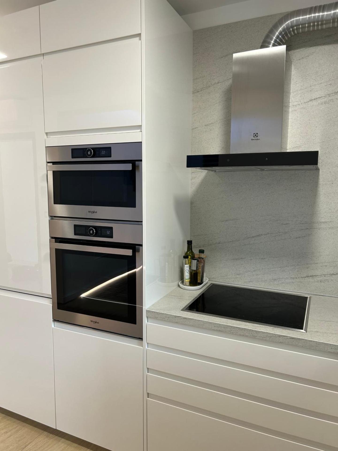 Daphne Luxe Retreat -Sea View-King size bed-