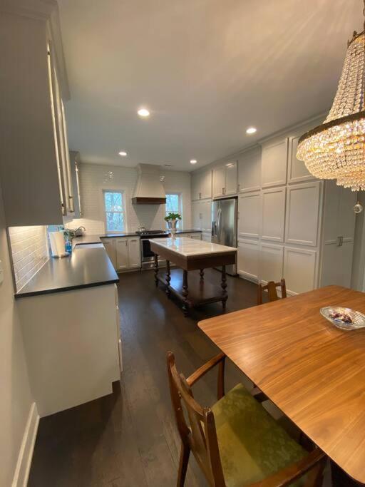 Carriage House on Historic Bentonville Square