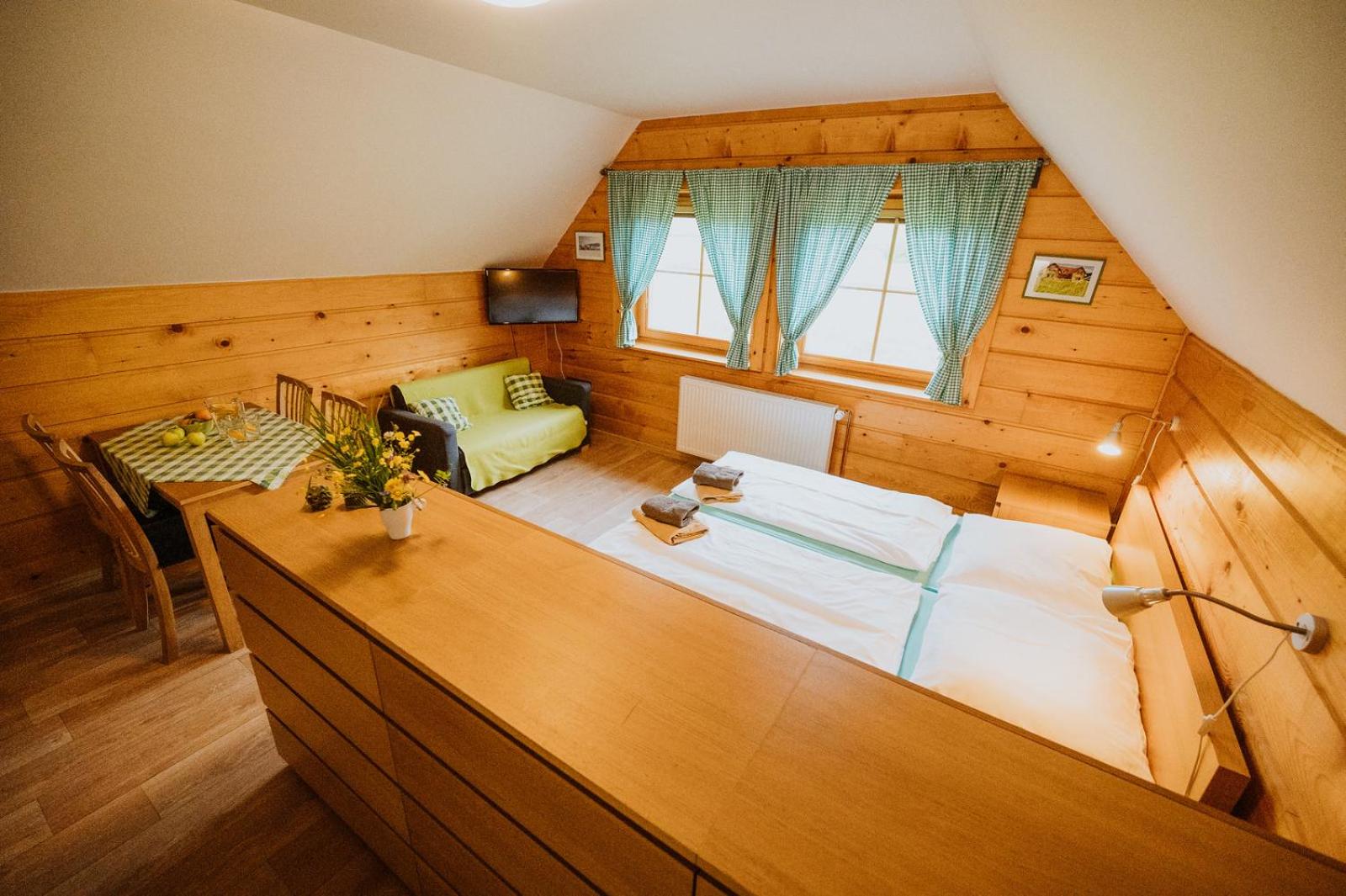 Photo of the whole room