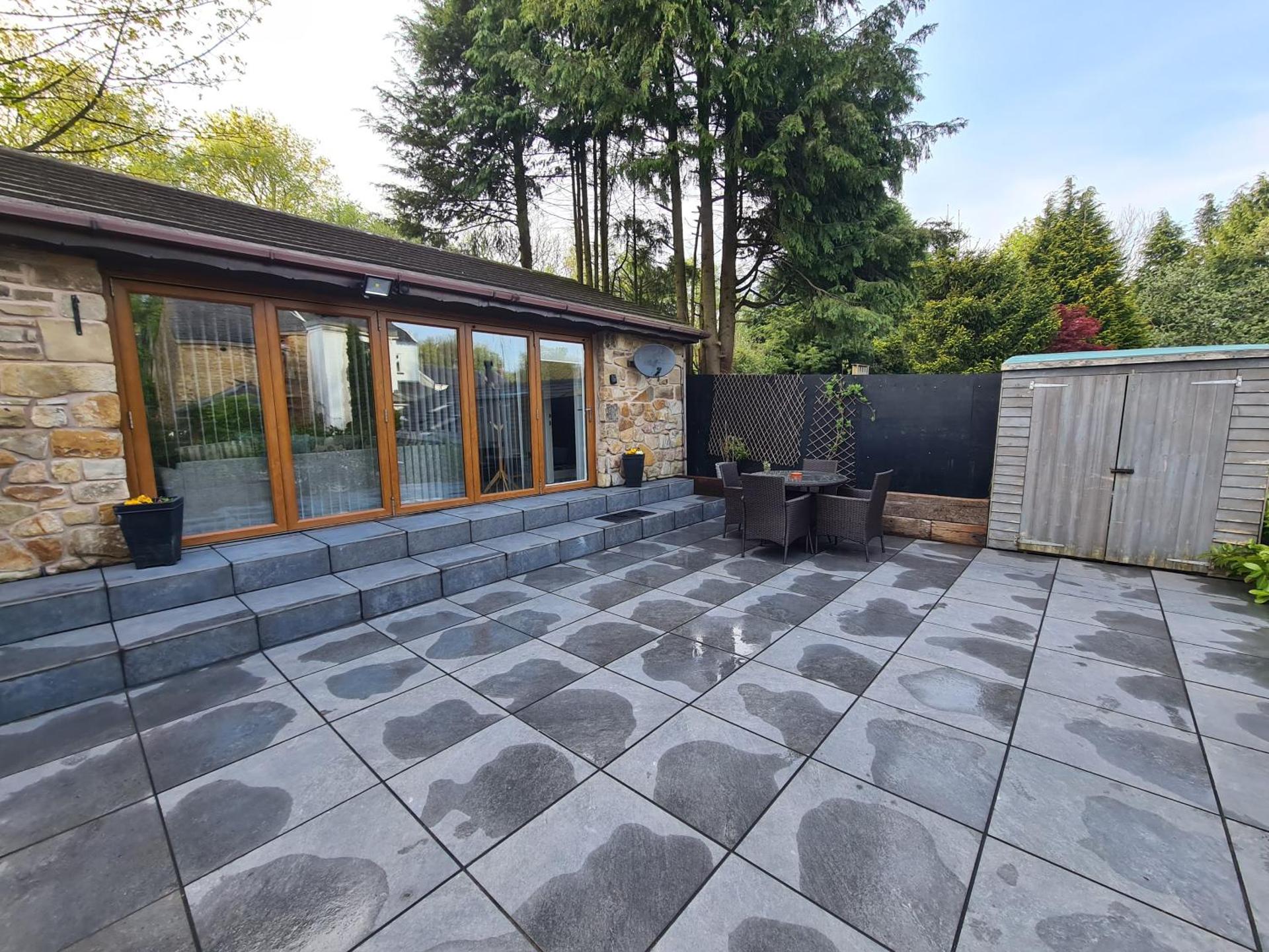 Dean Clough Lodge - Contemporary self contained studio