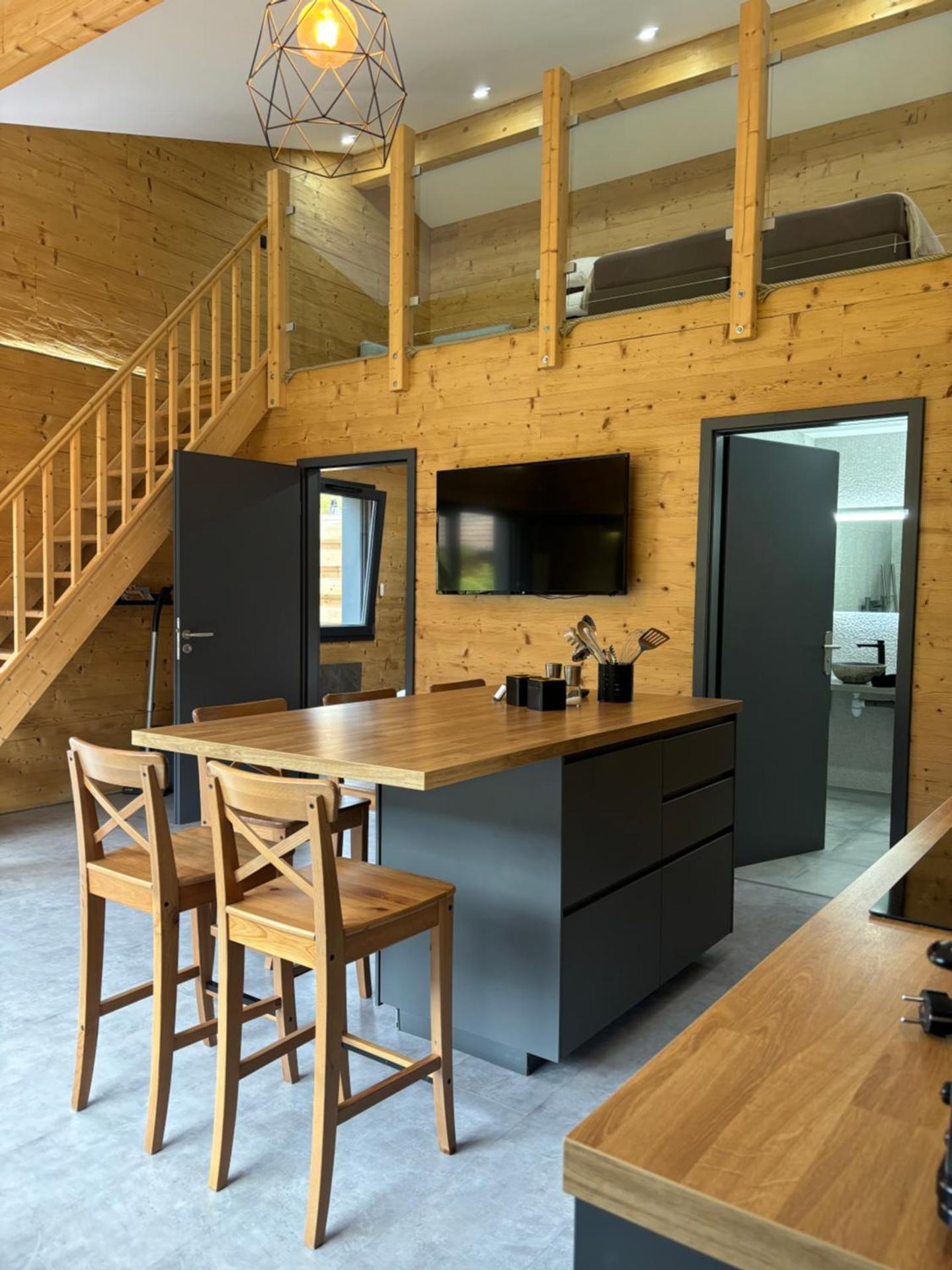 Les Chalets Perce Neige & Jacuzzi privatif, proximité Gerardmer & La Bresse