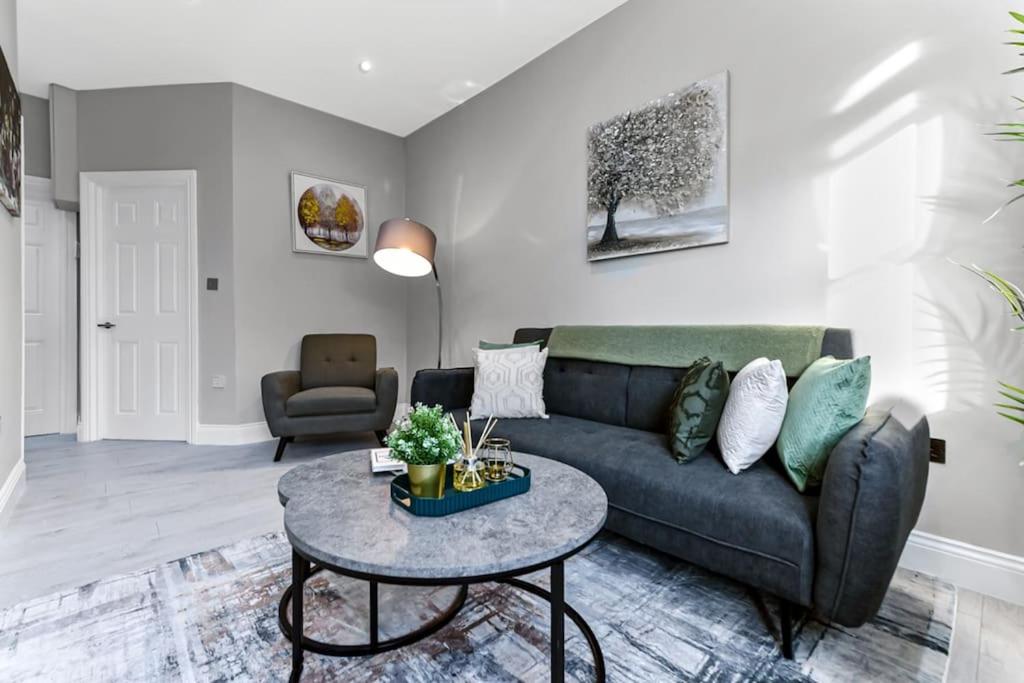 Cozy Battersea apartment Sleep 5 Easy Access to Central London