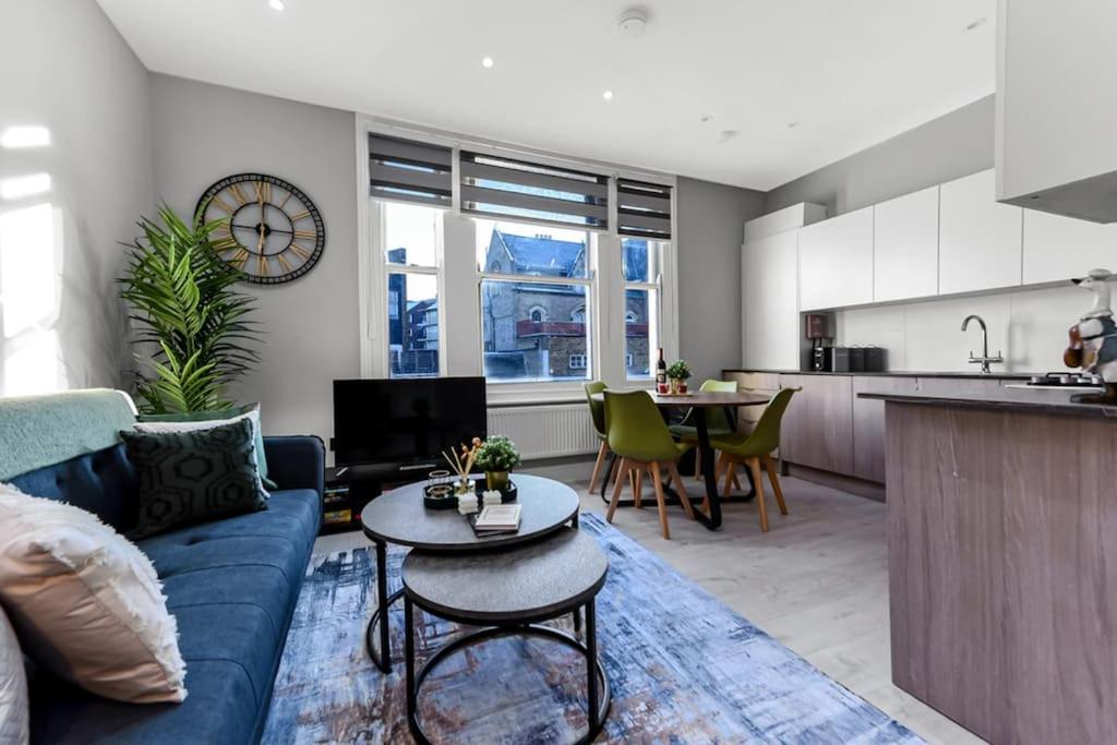 Cozy Battersea apartment Sleep 5 Easy Access to Central London