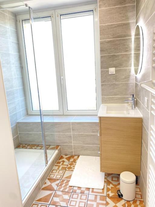 Le Métropolitain-proche centre-clim-tout équipé-linges fournis