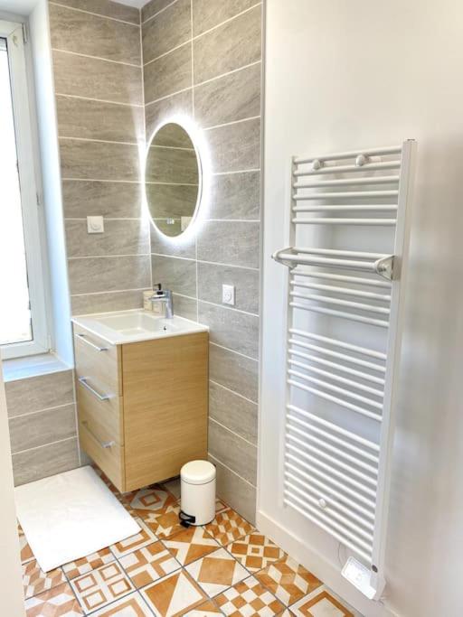 Le Métropolitain-proche centre-clim-tout équipé-linges fournis