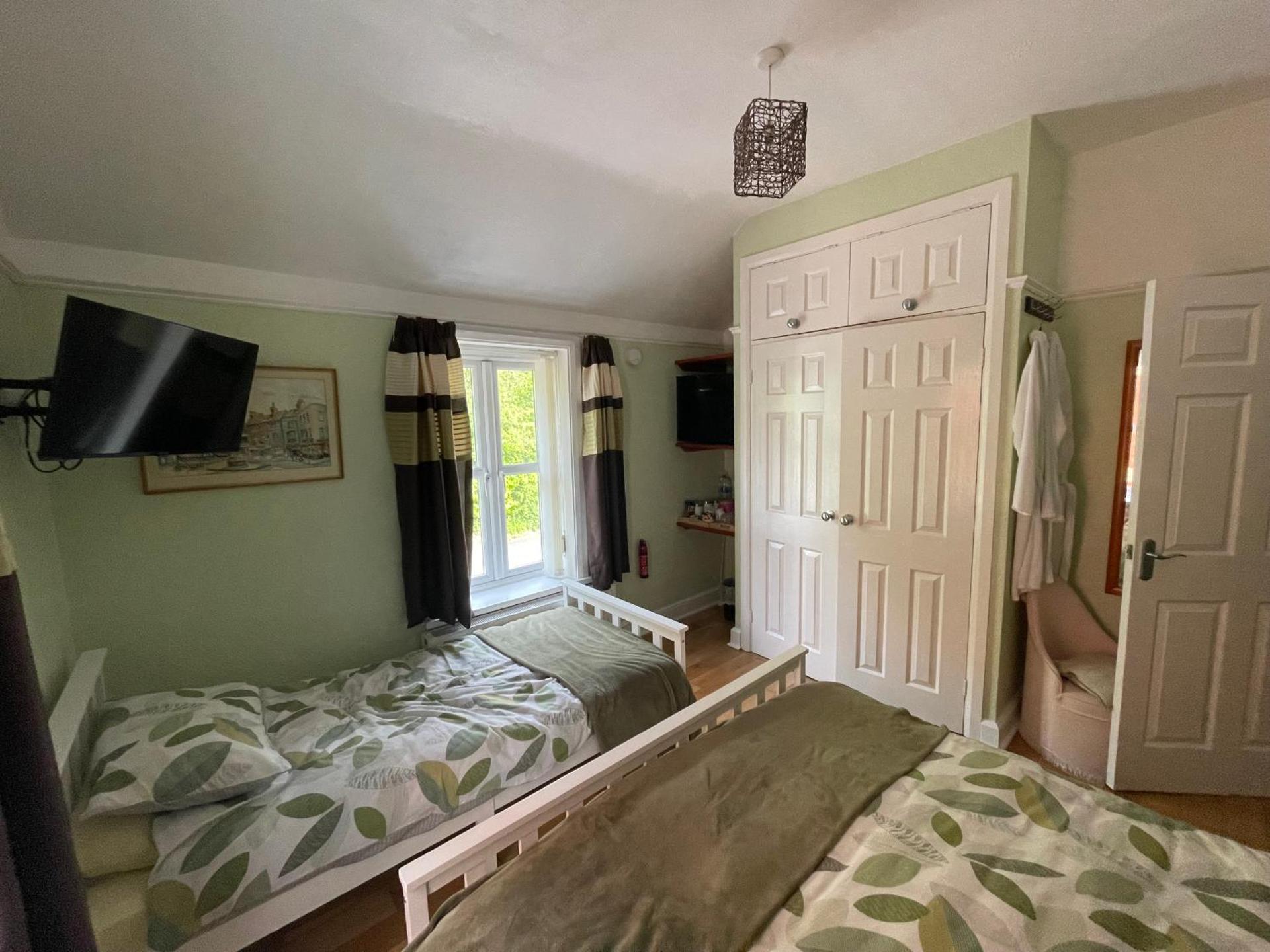 Twyford Homestay B&B