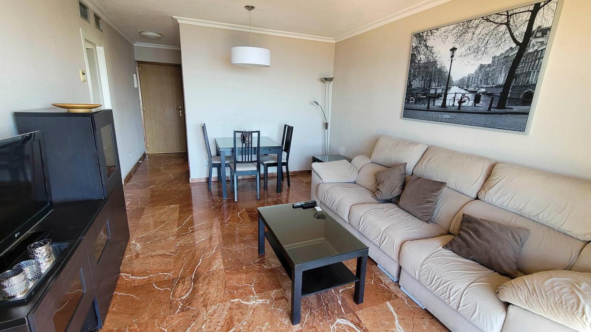 Communal lounge/ TV room