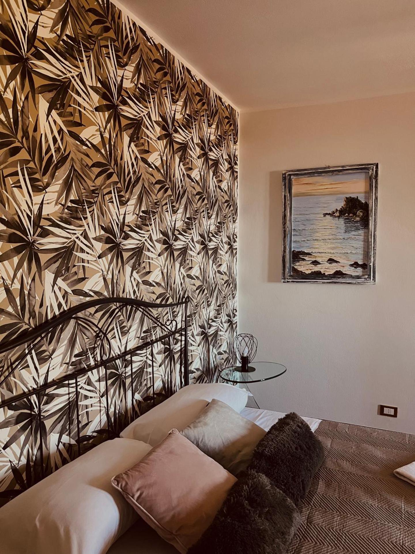 Tyche House Castelmola