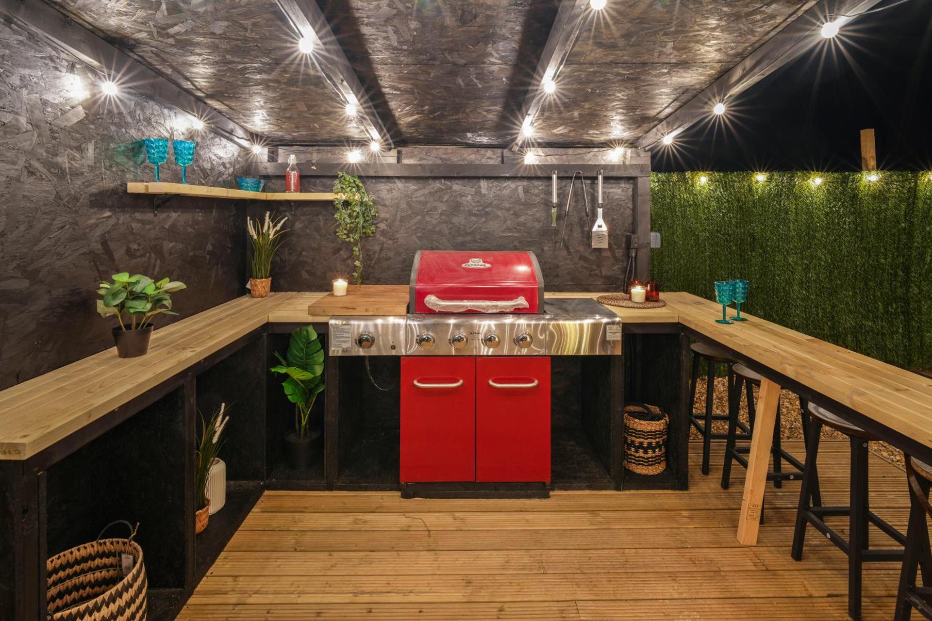 The Lodge at The Outside Inn