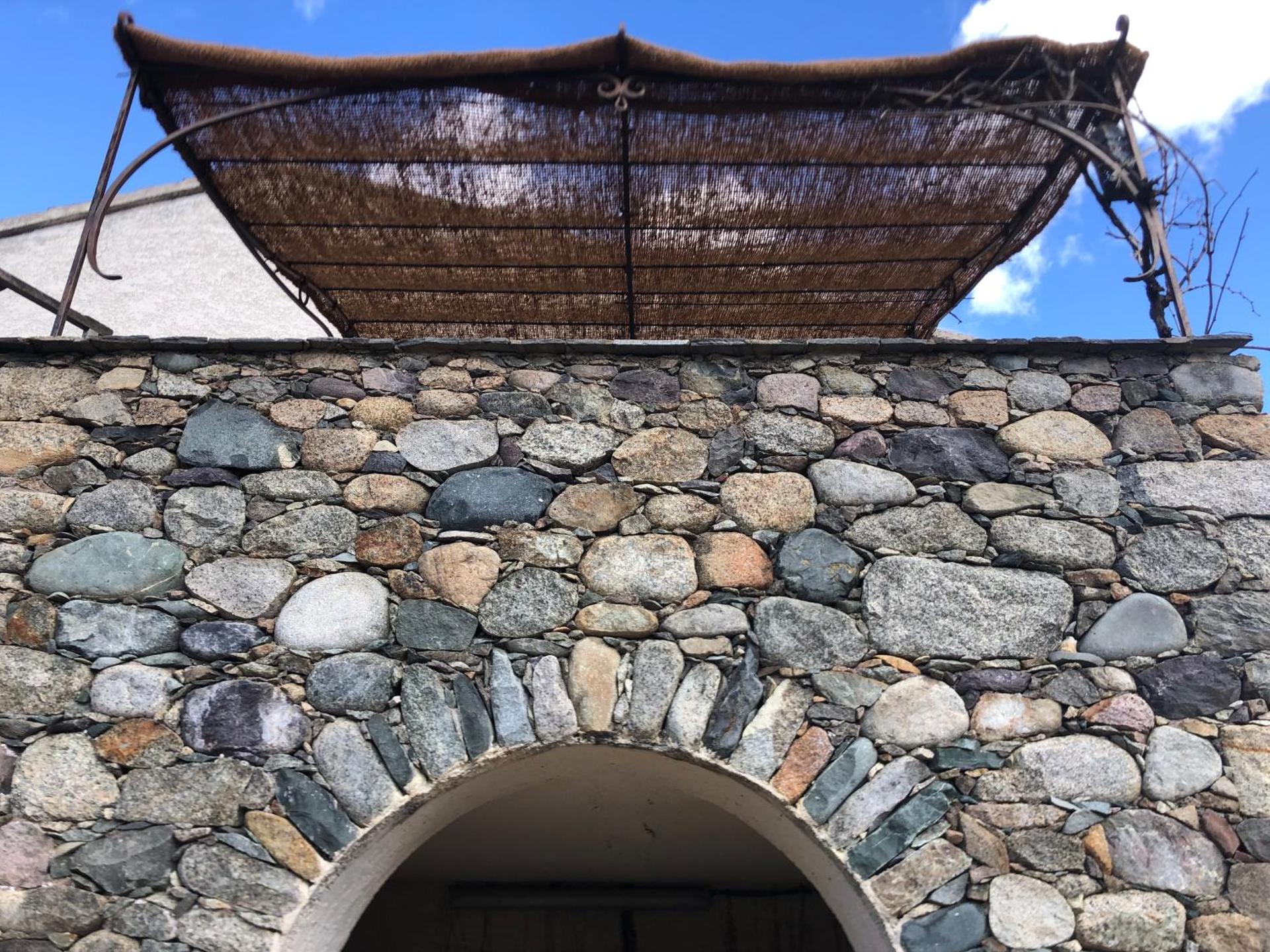 Le CAPU BIANCU-LOCATION AVEC VUE PROCHE DES GORGES DE L ASCO ENTRE MER ET MONTAGNE