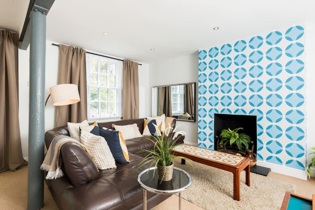 Fabulous Malvern Townhouse